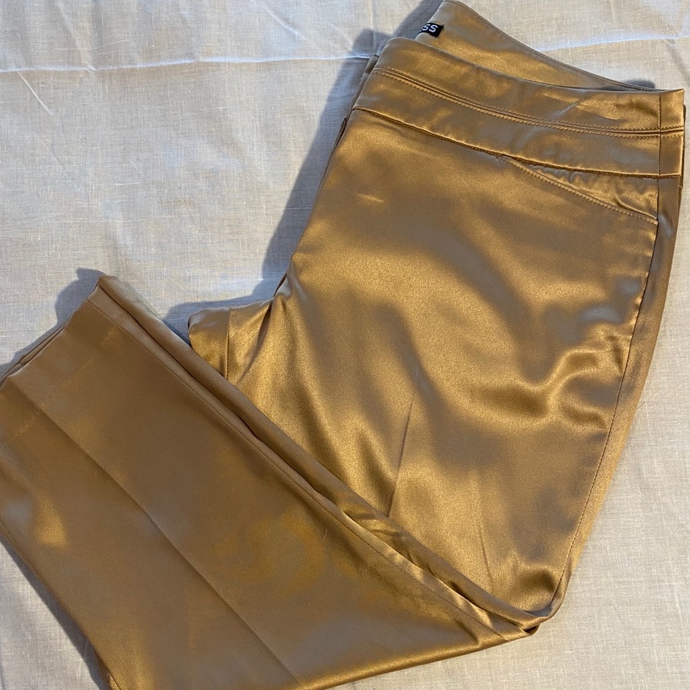 Women’s Express Light Gold Satin Dressy Crop Pants